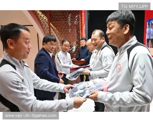 足球裁判委员会在选拔体系中加入社区推荐与公开考核机制，足球裁判人员组员构成